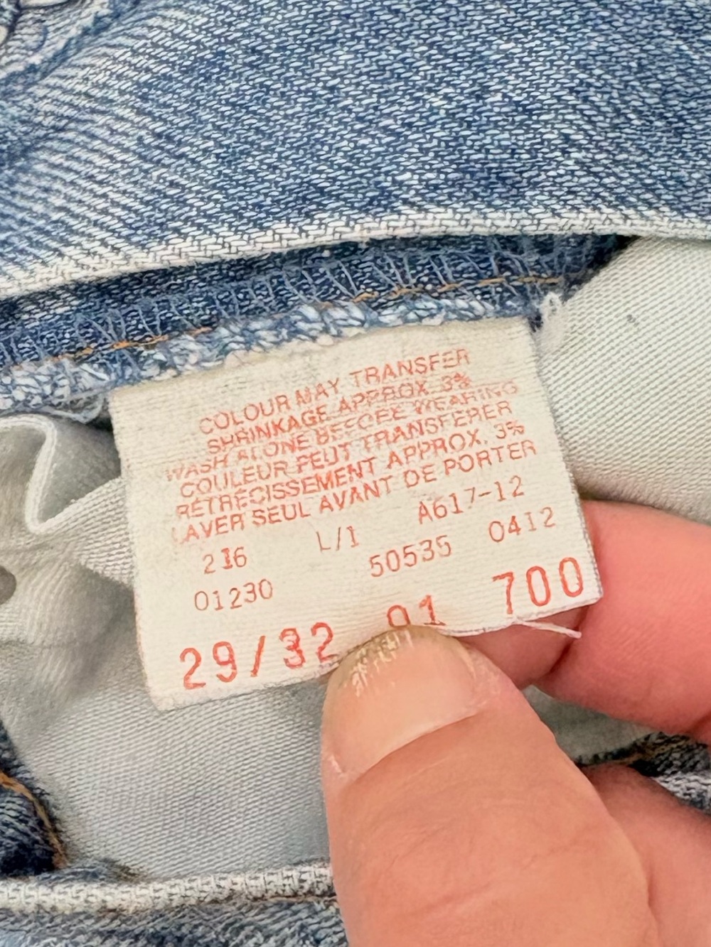 Levis Jeans 532 Vintage Genuine Leather Tab Made in Canada - Picture 8 of 12